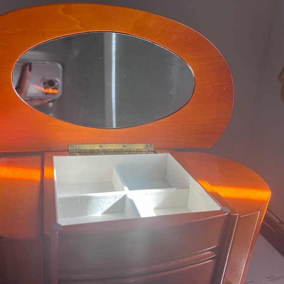 Jewelry Box - Picture 2 of 8